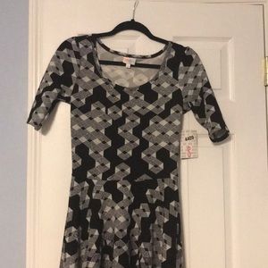 Lularoe Nicole Dress Black and White Design